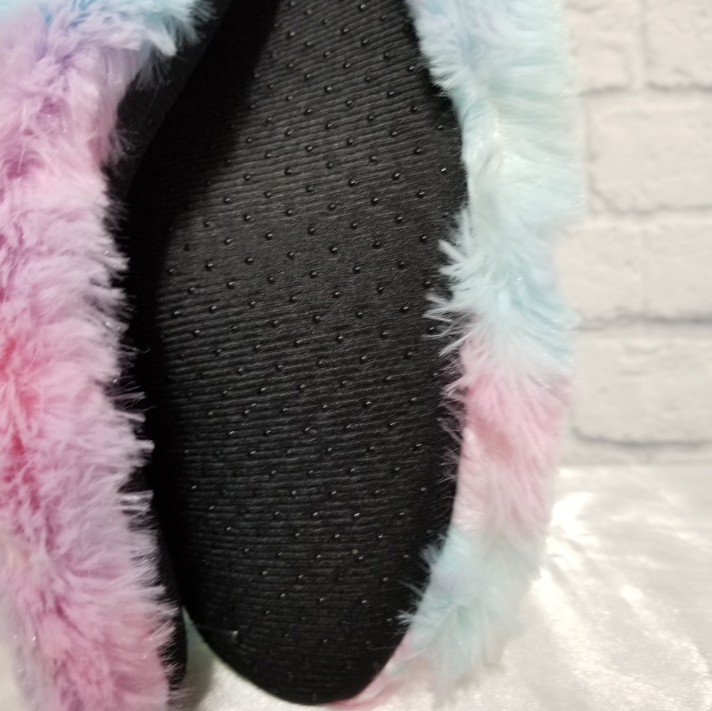 Unicorn Tie Dye Fuzzy Cozy Slipper Socks New - Picture 7 of 16